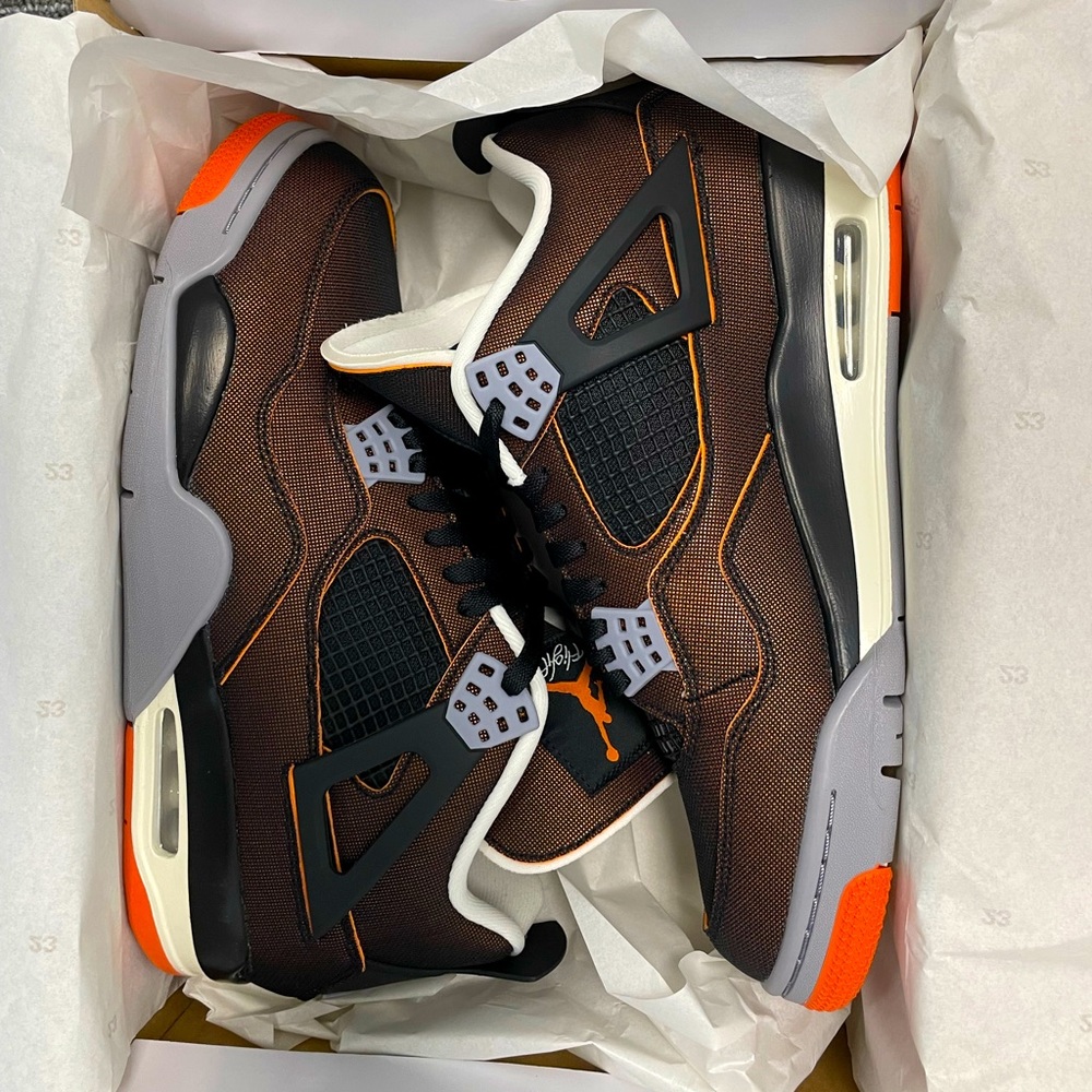 Jordan 4 Starfish